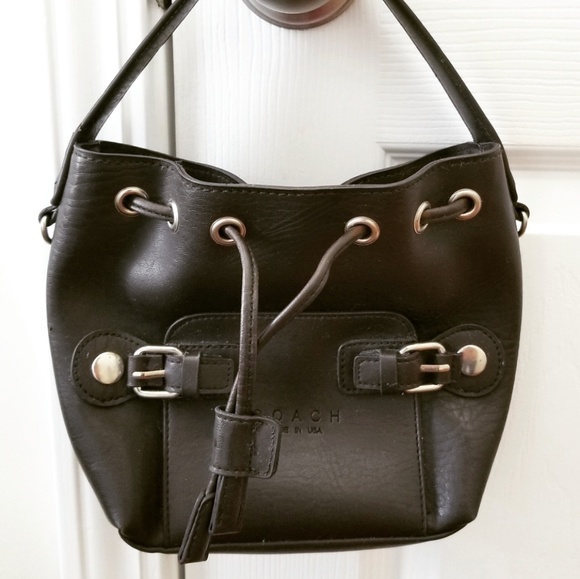 Coach Handbags - 🍉 Coach Vintage Brown Small Leather Bag Purse